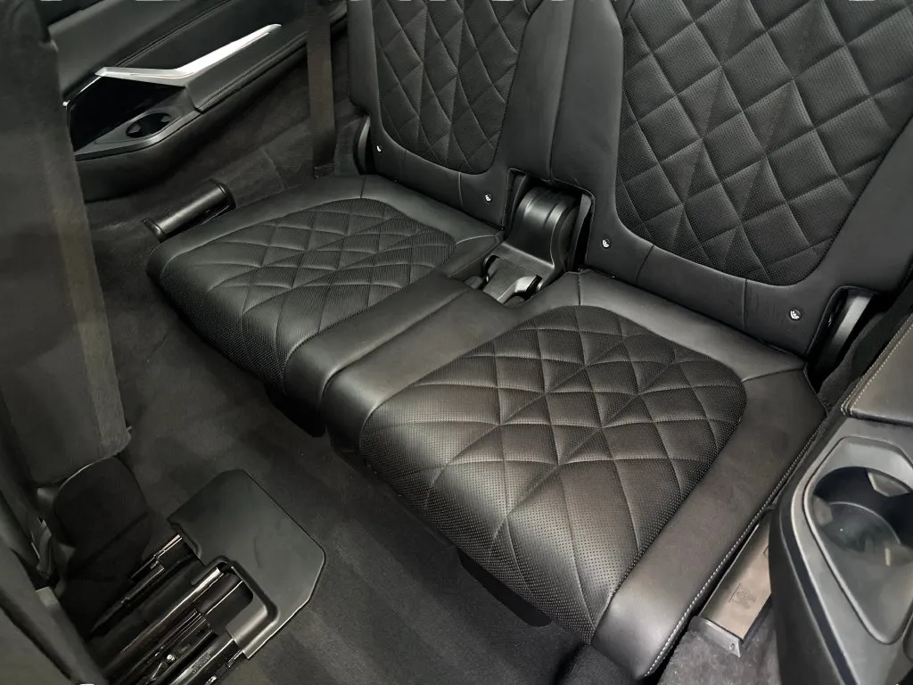 BMW X7 photo 42