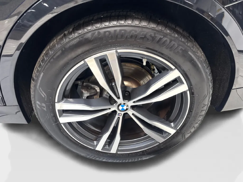 BMW X7 photo 92