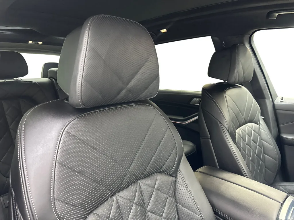 BMW X7 photo 52