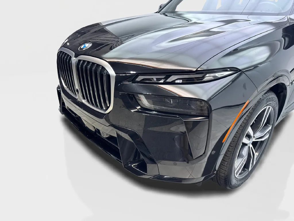 BMW X7 photo 18