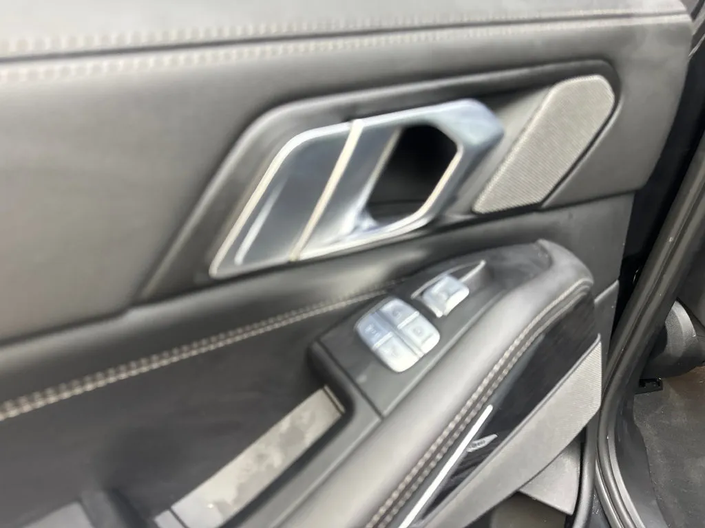 BMW X7 photo 41