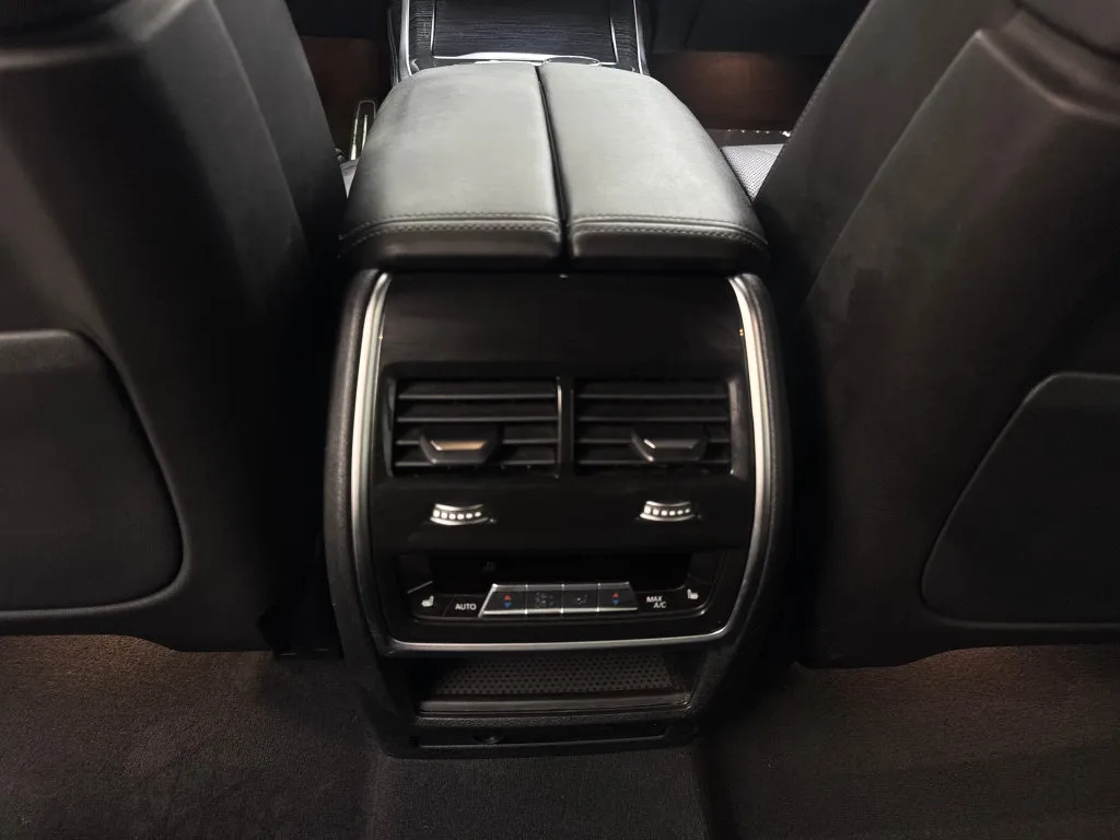 BMW X7 photo 77