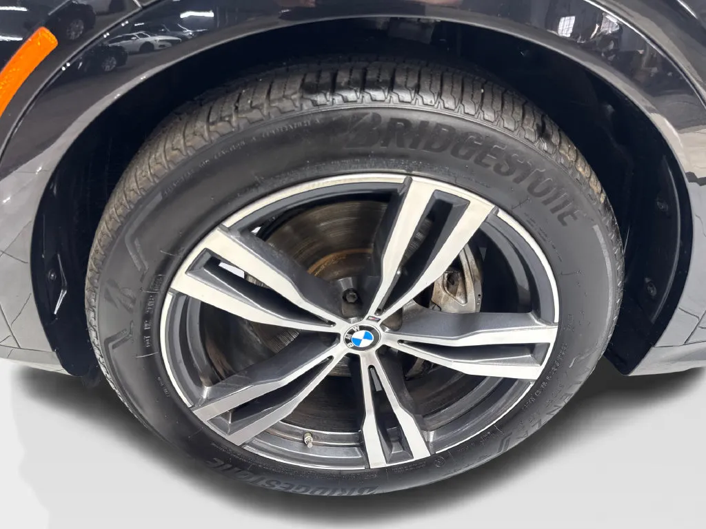 BMW X7 photo 93