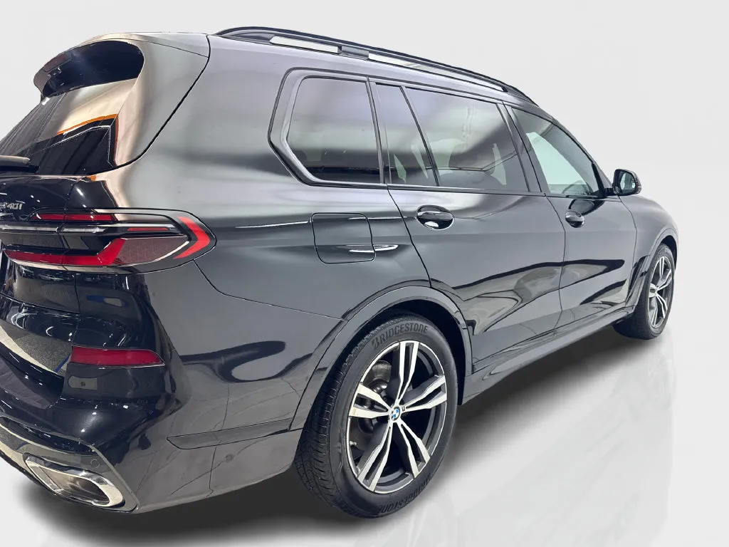 BMW X7 photo 15