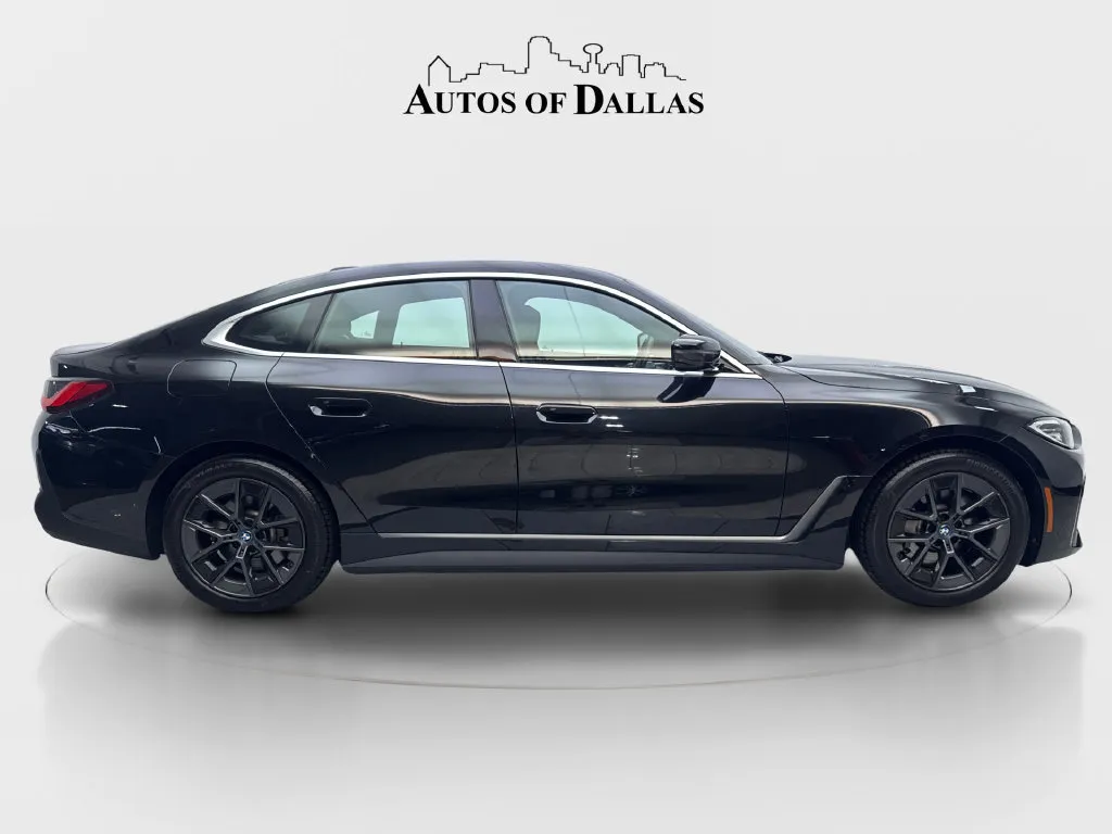BMW i4 photo 11
