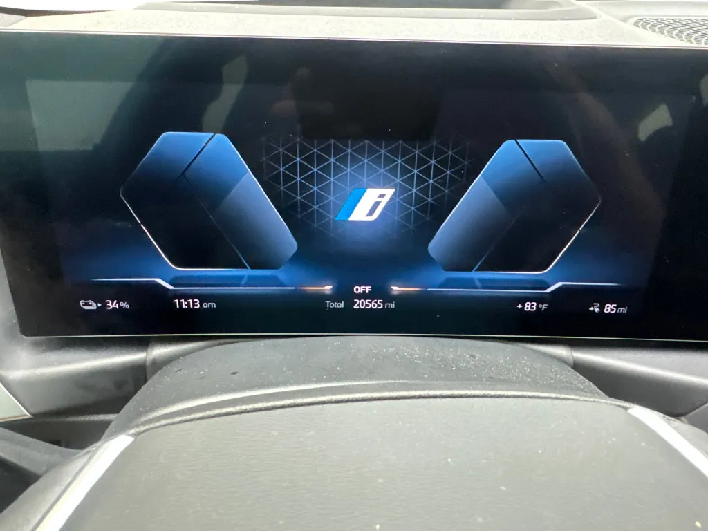 BMW i4 photo 60