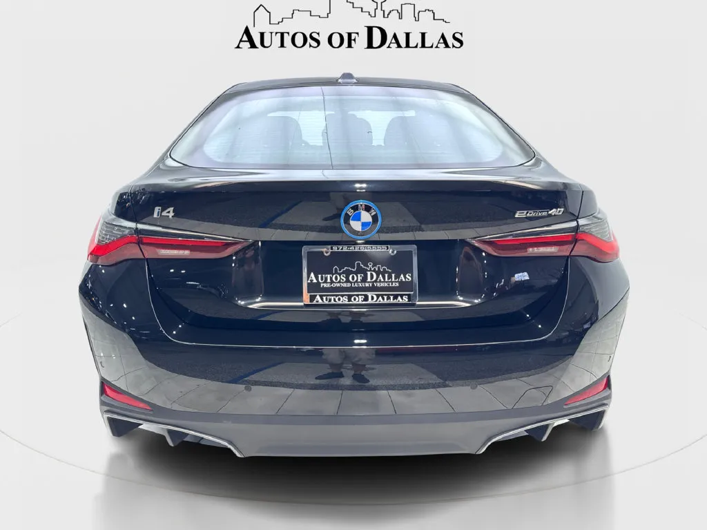 BMW i4 photo 8