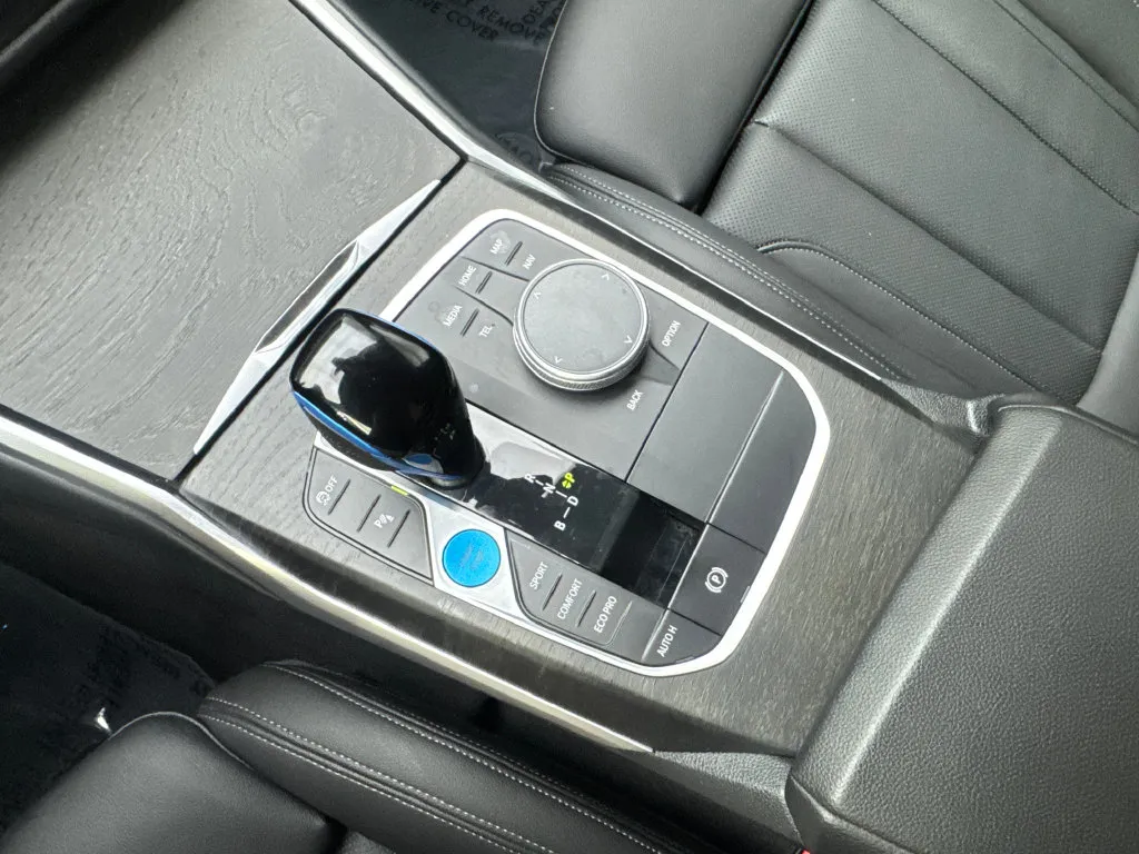 BMW i4 photo 69