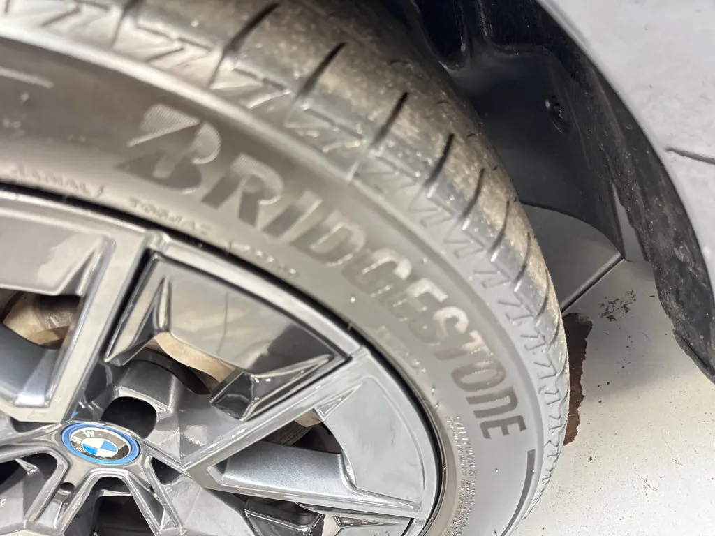 BMW i4 photo 89