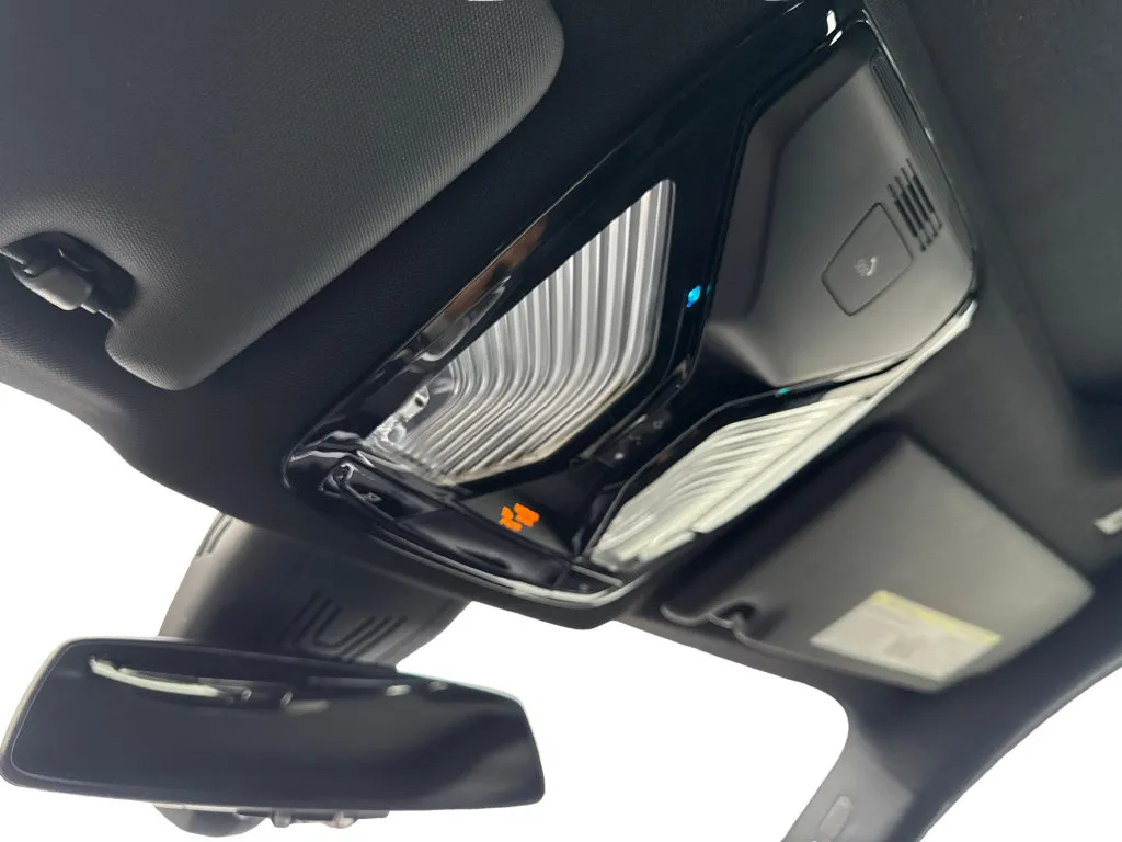 BMW i4 photo 74