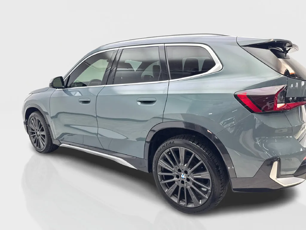 BMW X1 photo 16