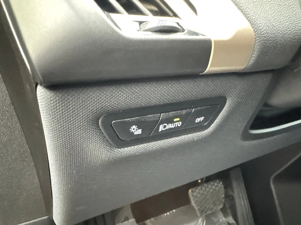 BMW iX photo 56