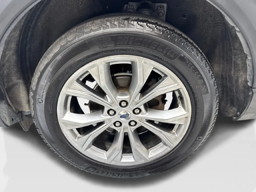 Ford Explorer photo 93