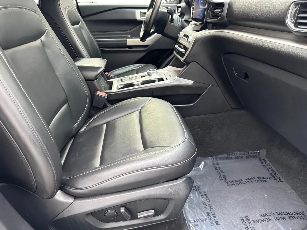 Ford Explorer photo 51