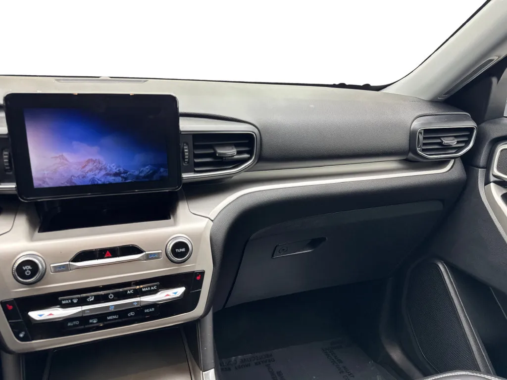 Ford Explorer photo 61