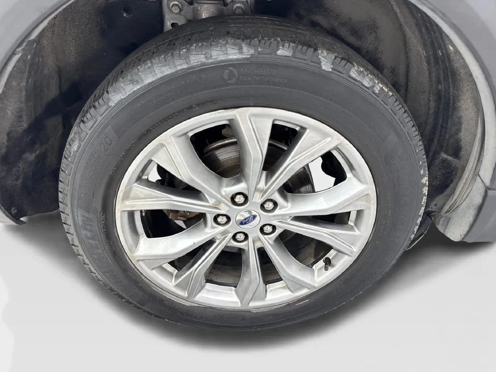 Ford Explorer photo 92