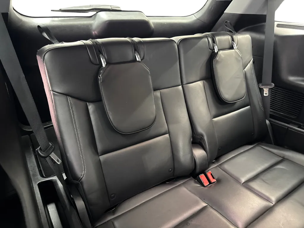 Ford Explorer photo 45