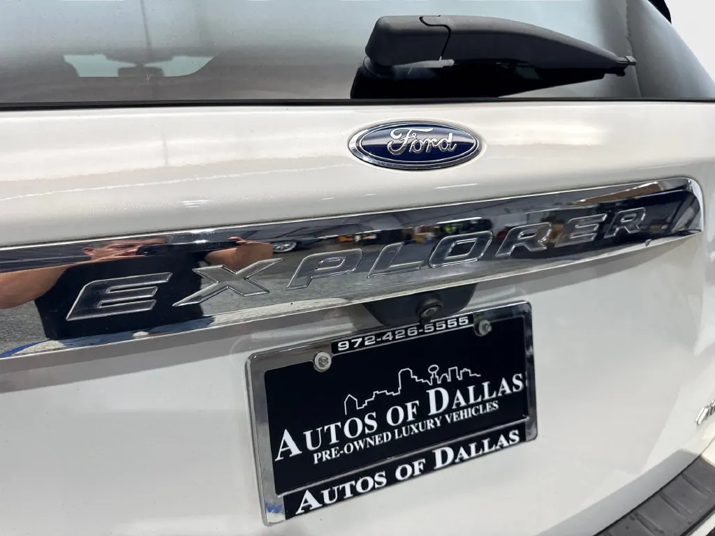 Ford Explorer photo 23