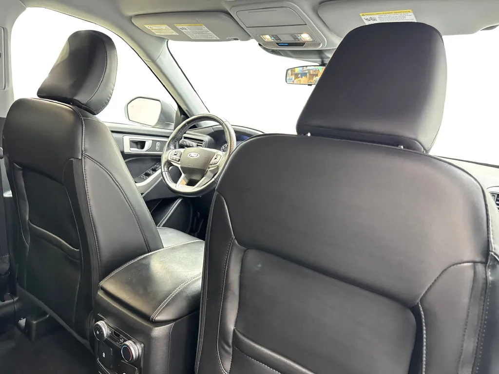 Ford Explorer photo 48