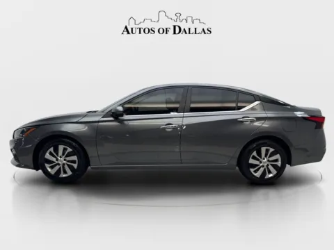 More photos of 2022 Nissan Altima 2.5 S at Autos of Dallas - Irving, TX