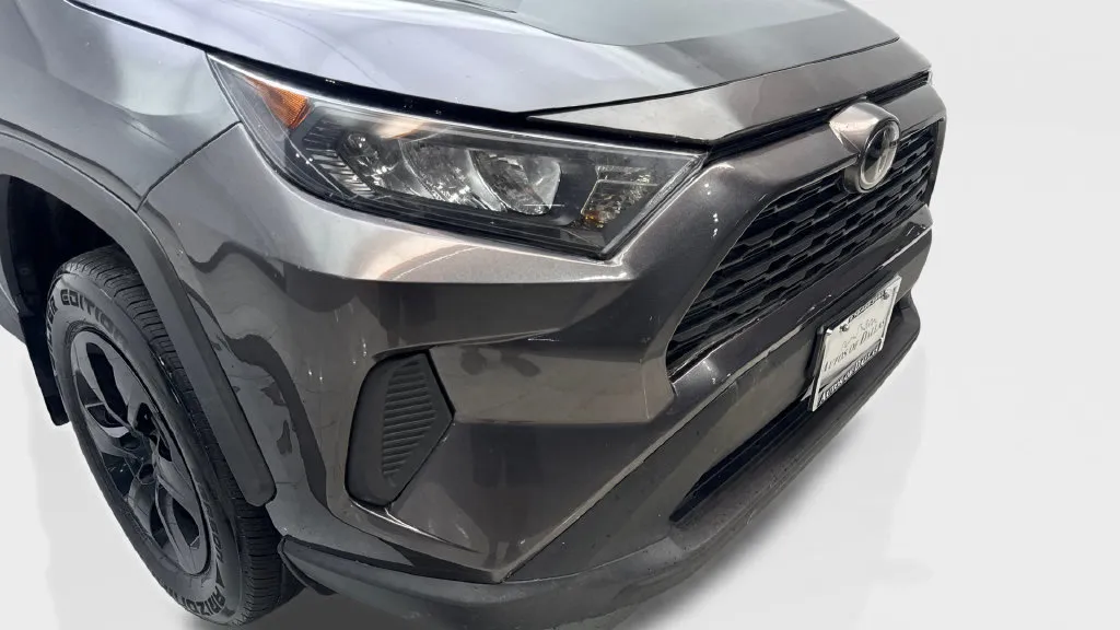 Toyota RAV4 photo 18