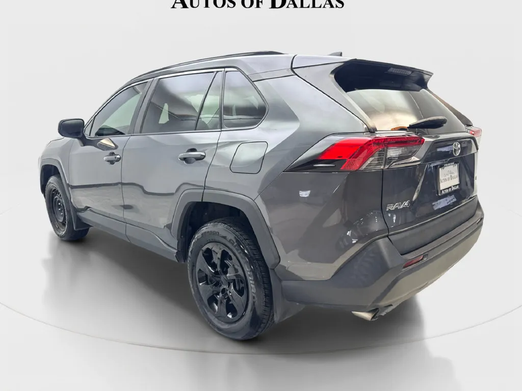 Toyota RAV4 photo 8