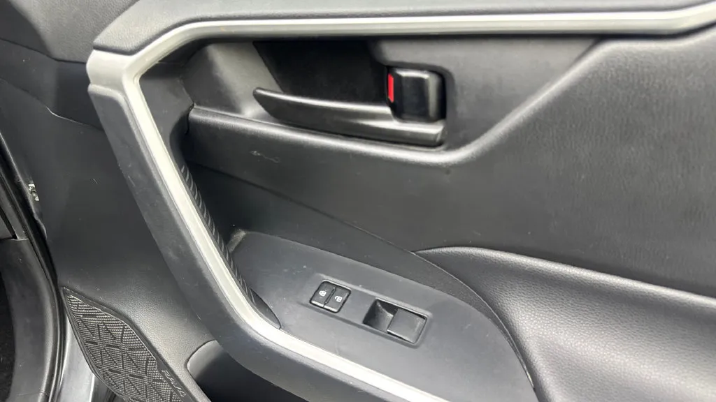 Toyota RAV4 photo 50