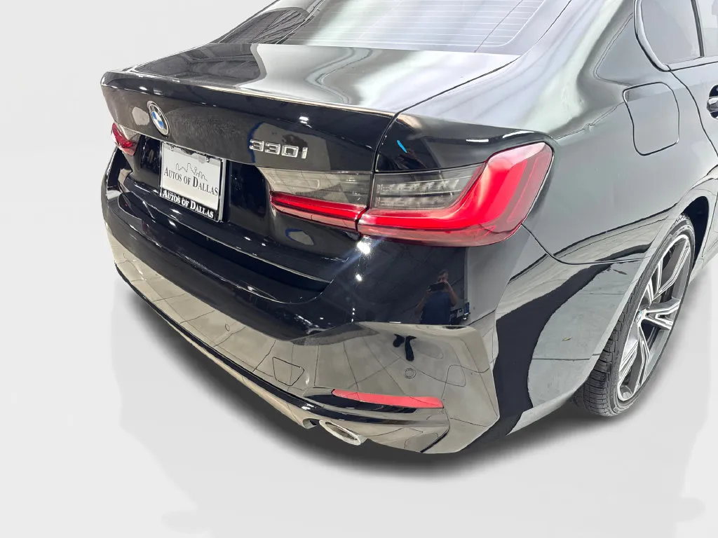 BMW 3 Series photo 20