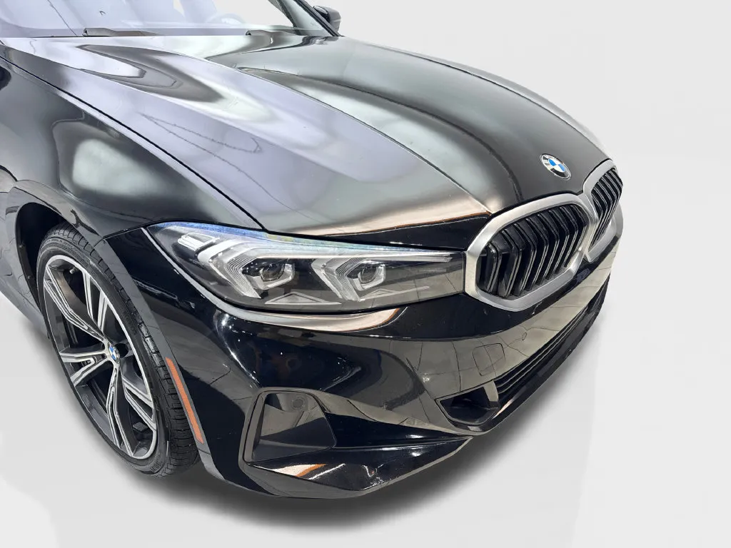 BMW 3 Series photo 19