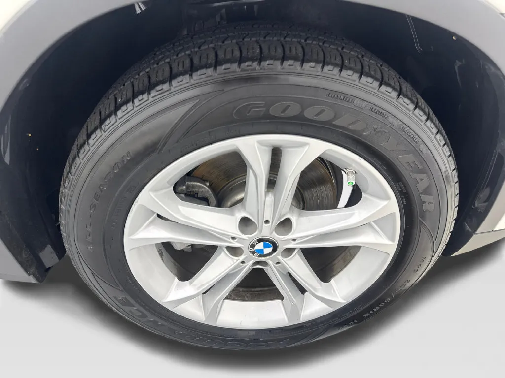 BMW X3 photo 80