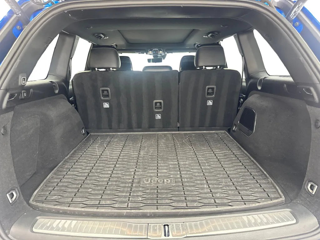 Jeep Grand Cherokee photo 81