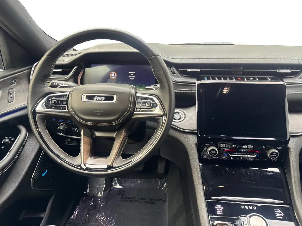 Jeep Grand Cherokee photo 56