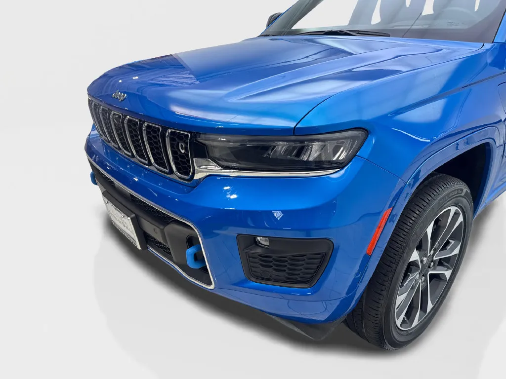 Jeep Grand Cherokee photo 18