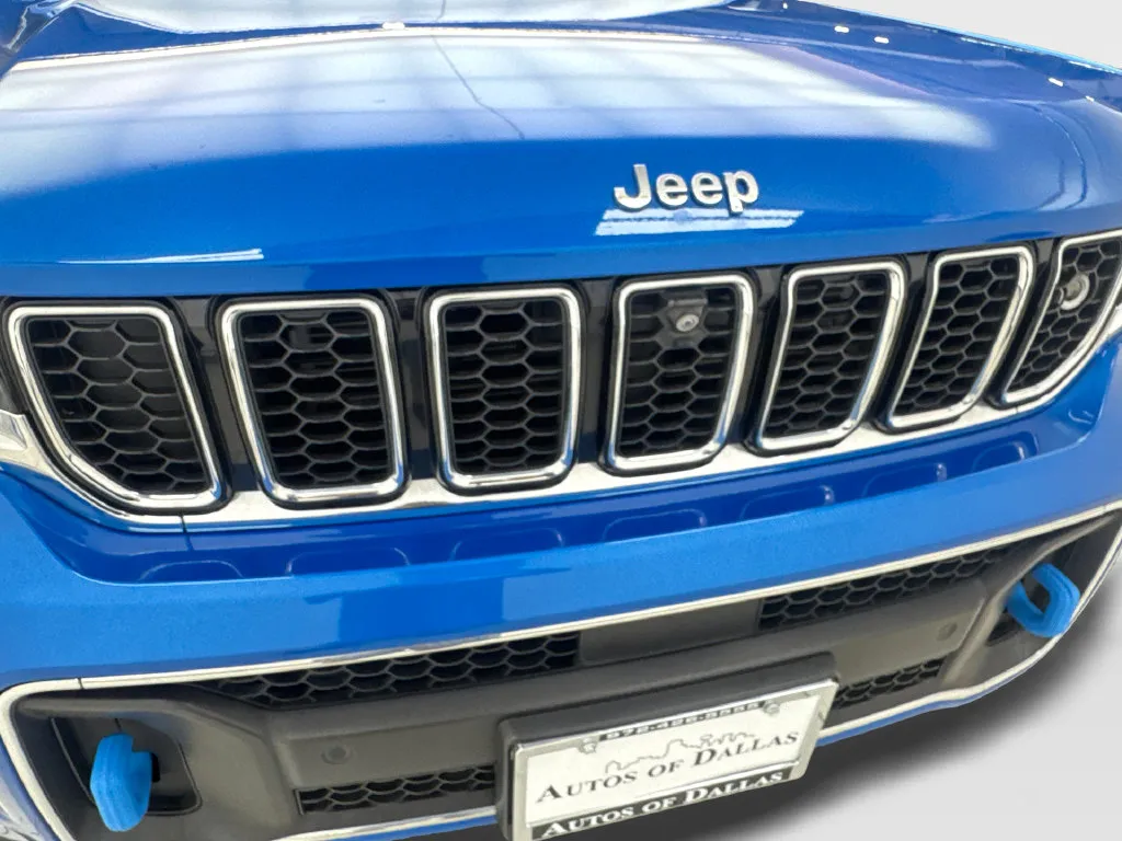 Jeep Grand Cherokee photo 28