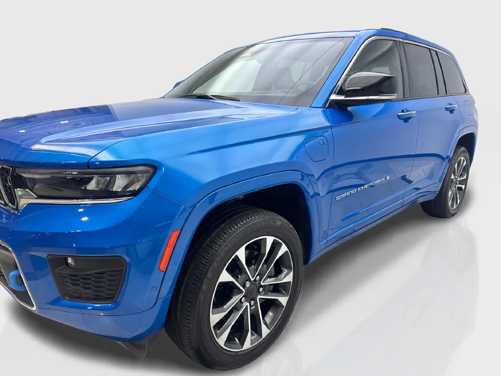 Jeep Grand Cherokee photo 12