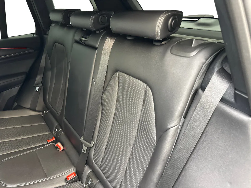 BMW X3 photo 36