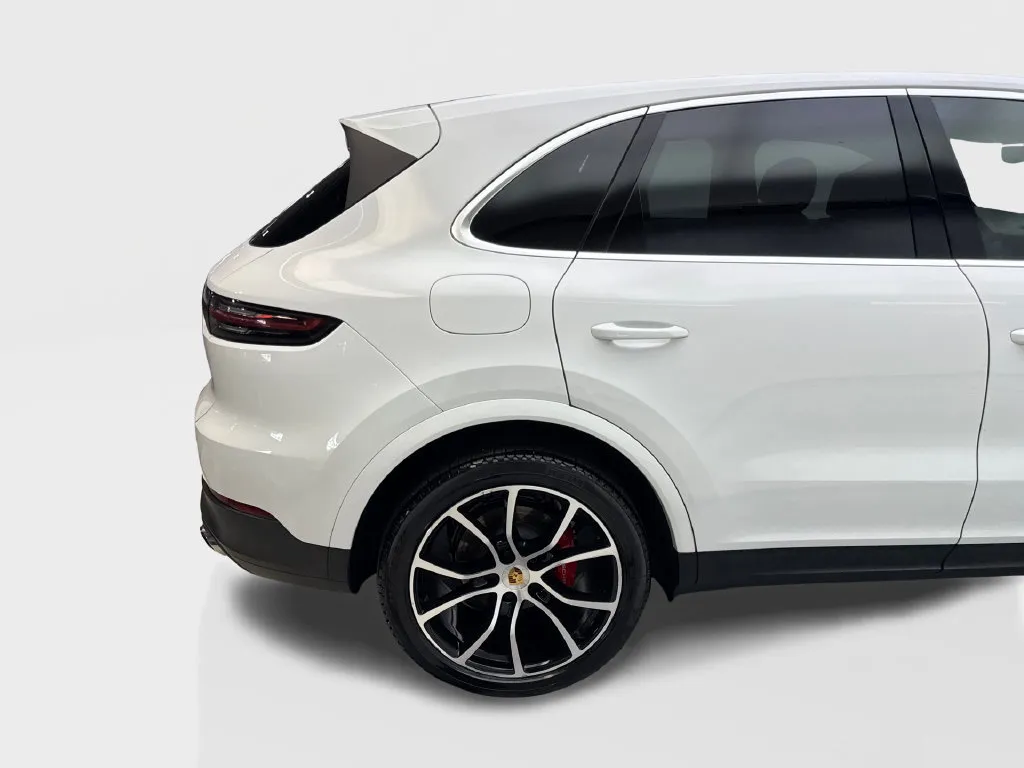 Porsche Cayenne photo 18
