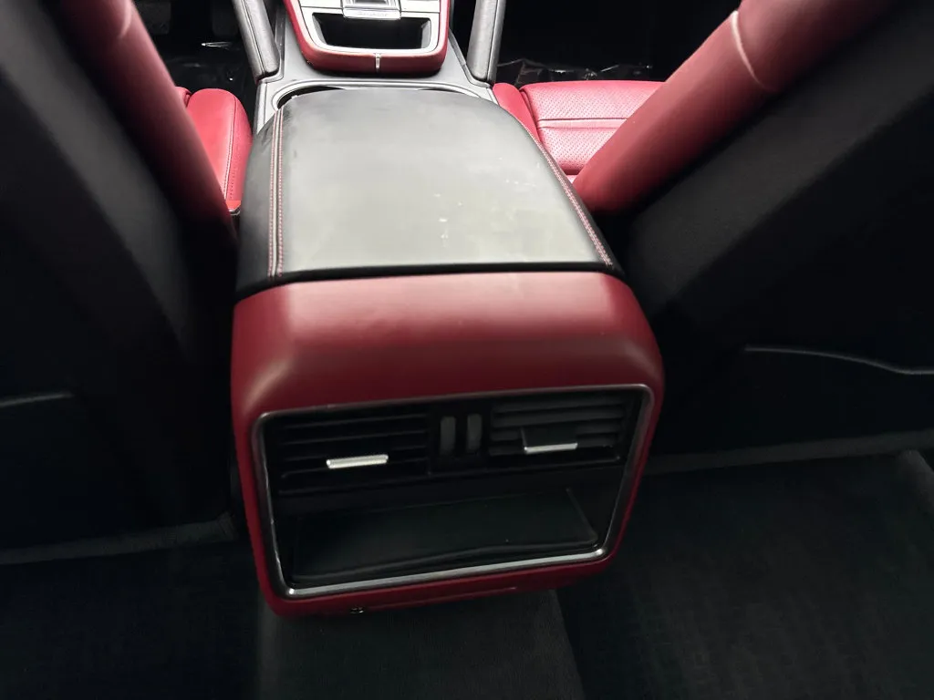 Porsche Cayenne photo 69