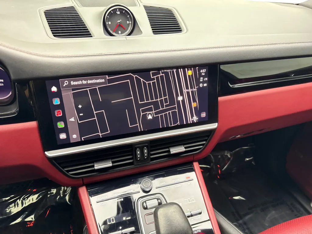 Porsche Cayenne photo 61