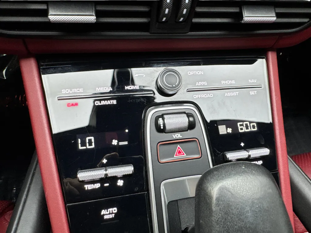 Porsche Cayenne photo 66