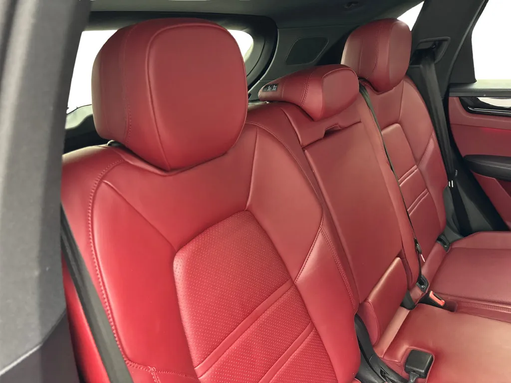 Porsche Cayenne photo 41