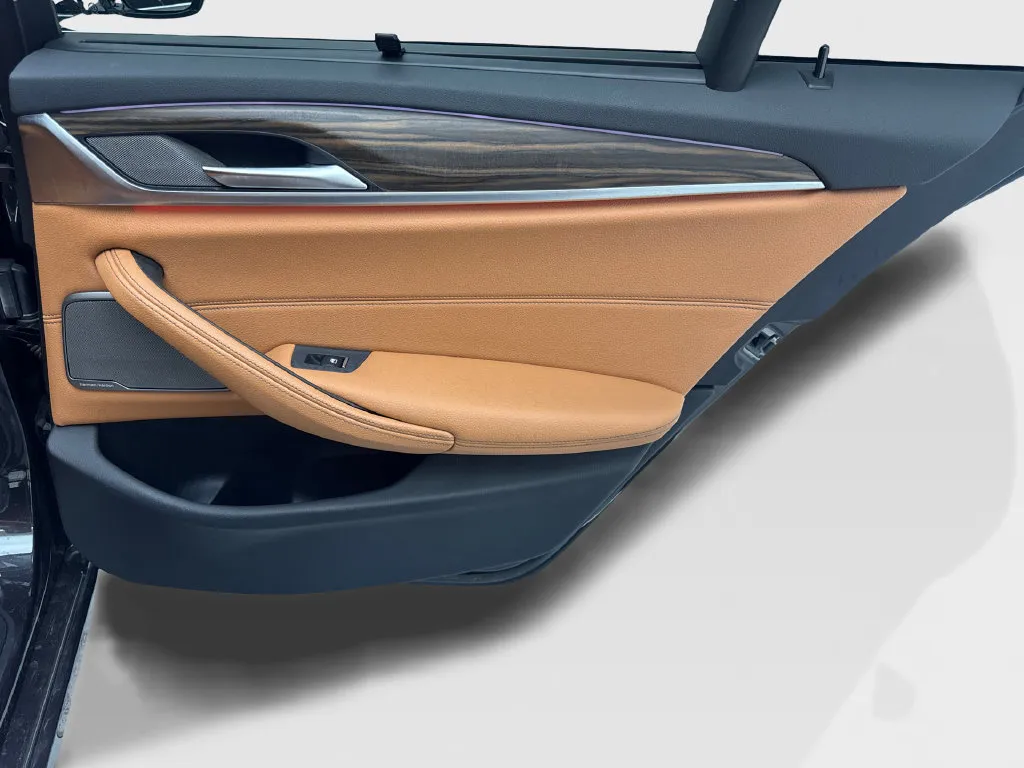 BMW 5 Series photo 44