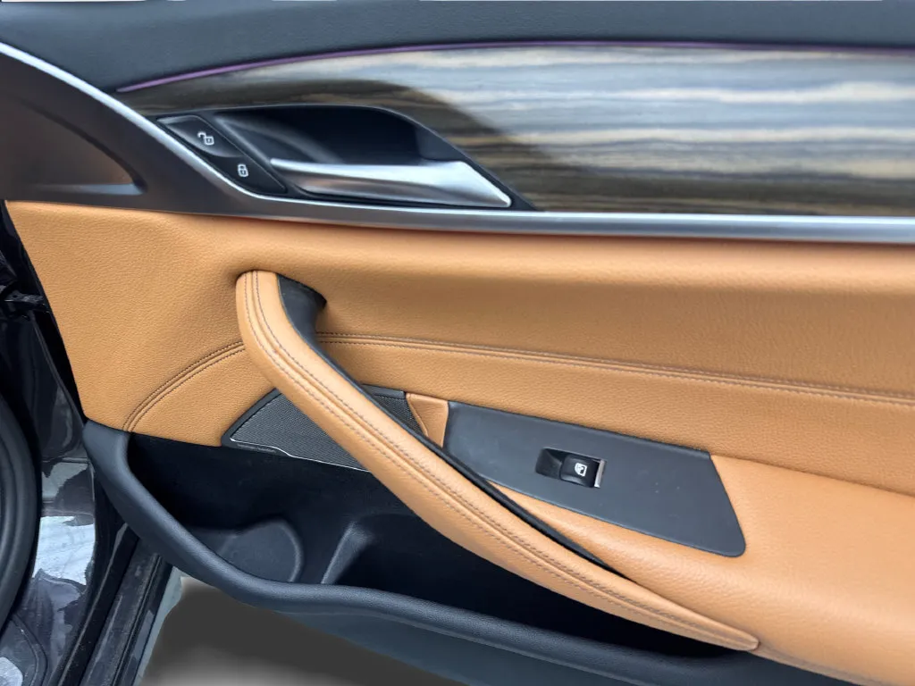 BMW 5 Series photo 51