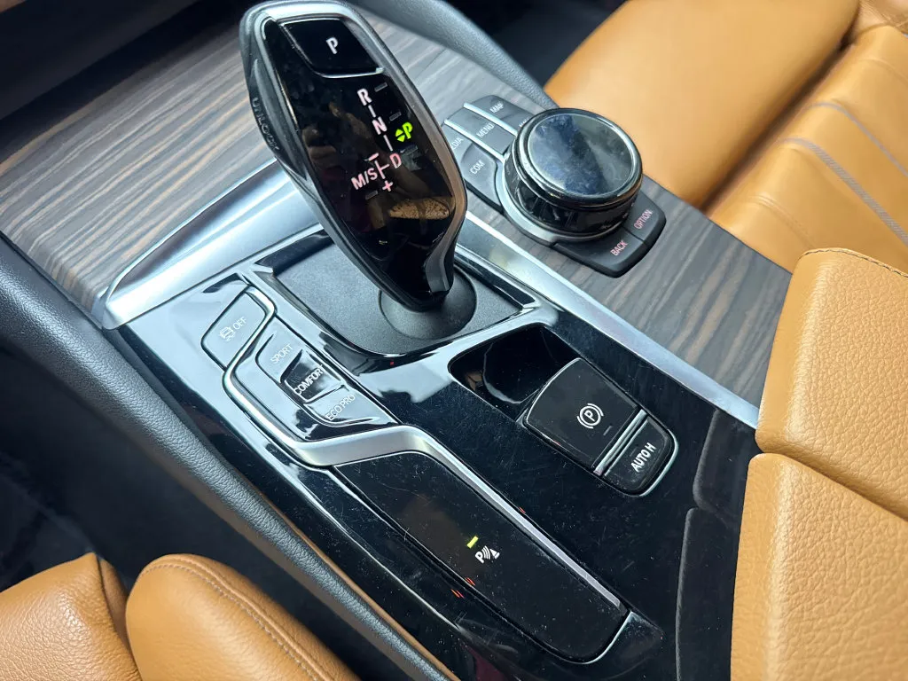 BMW 5 Series photo 71