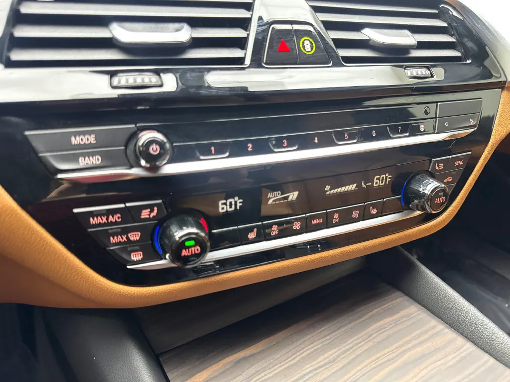 BMW 5 Series photo 68