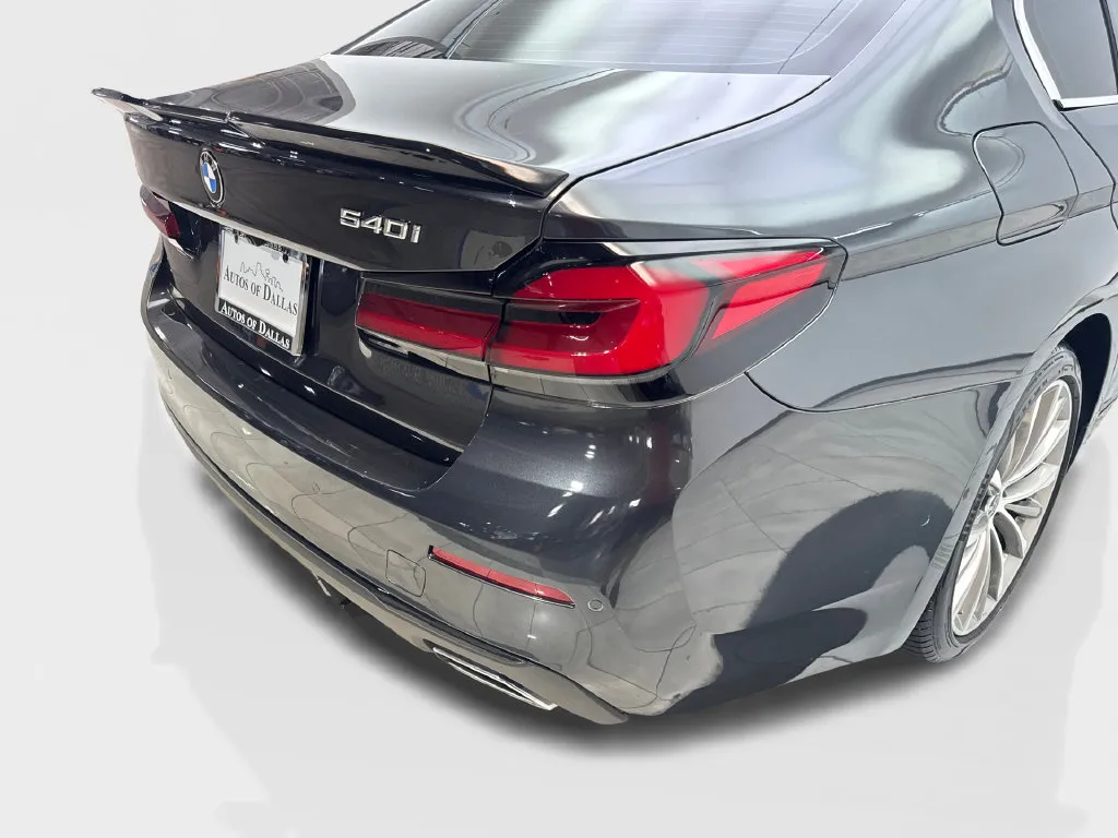 BMW 5 Series photo 20