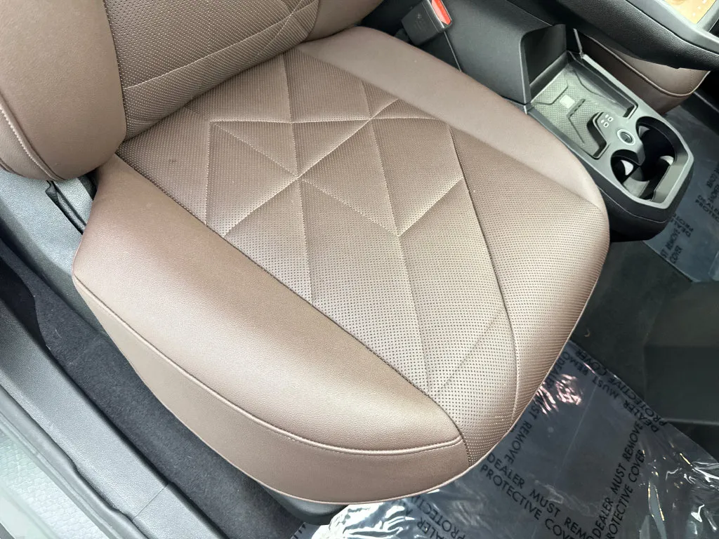 BMW iX photo 47