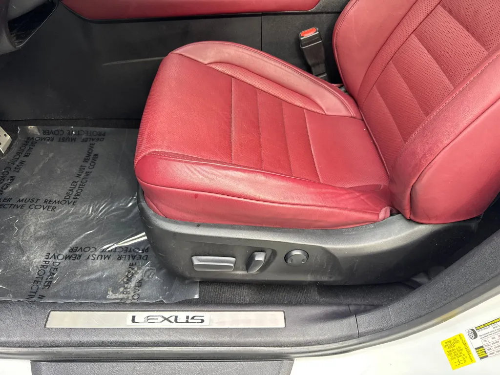 Lexus RX photo 28