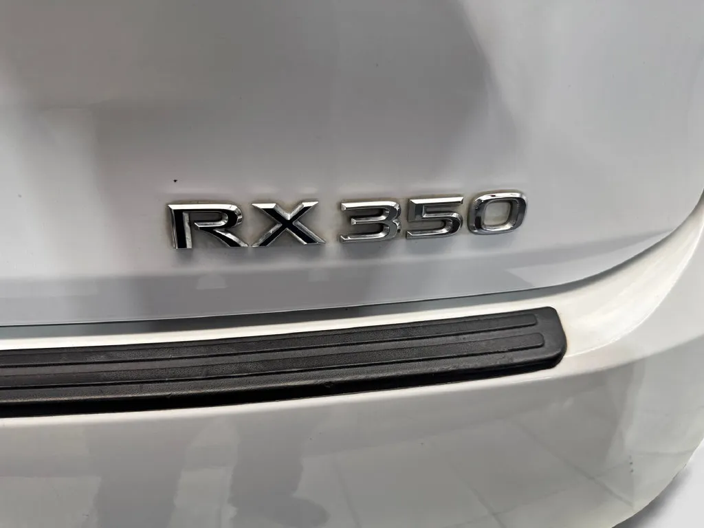 Lexus RX photo 26