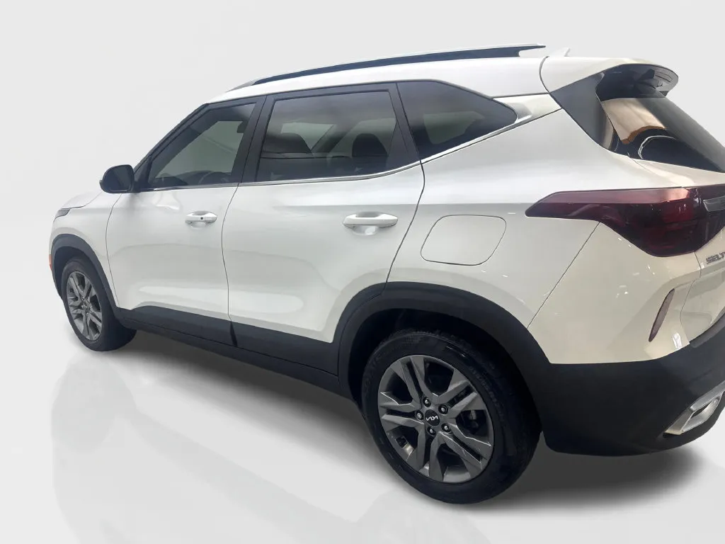 Kia Seltos photo 16